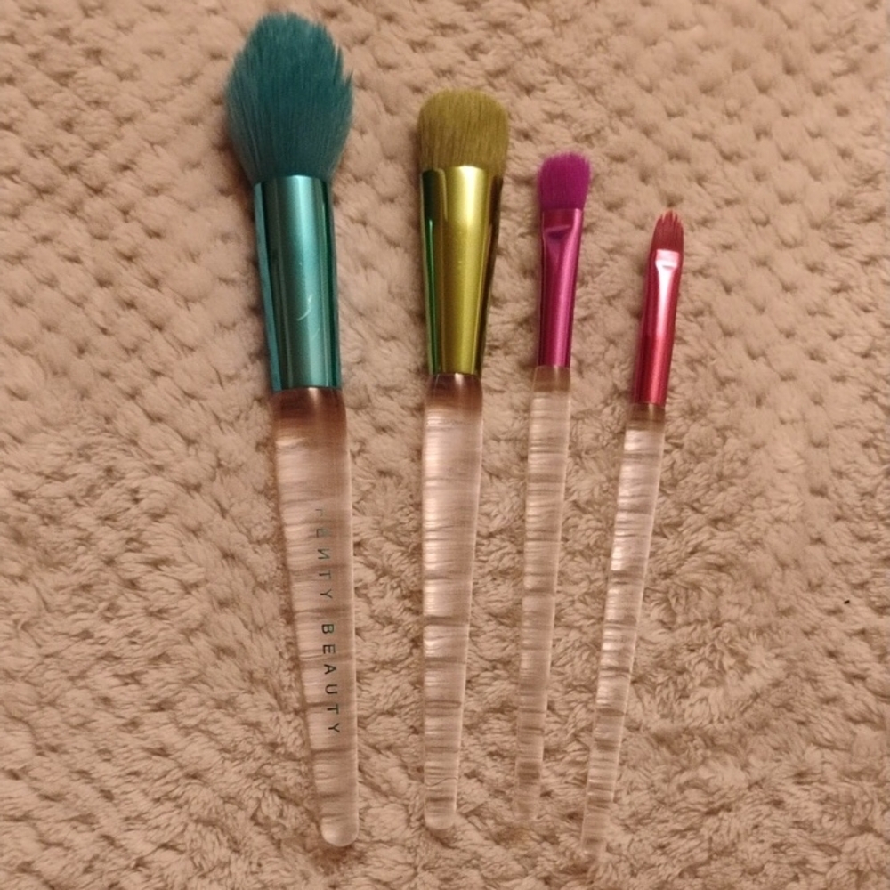 Fenty Beauty Colorful Brush Collection